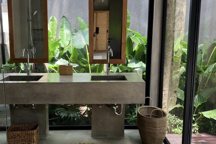 d2c6a237-fc2d-4eb1-a9d8-46281c6dcbec