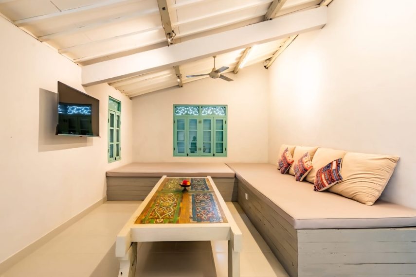 WhatsApp Image 2025-10-29 at 09.40.04 (1)