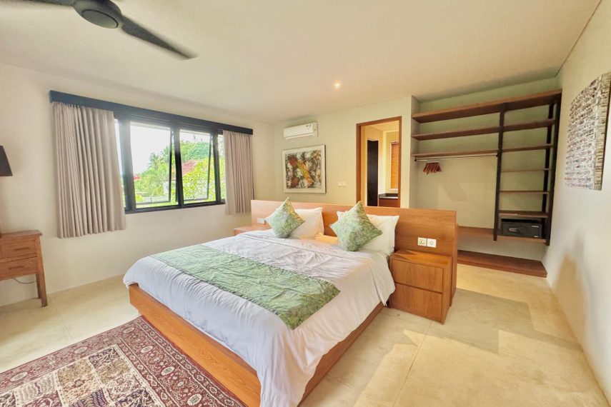 WhatsApp Image 2025-11-06 at 11.04.31