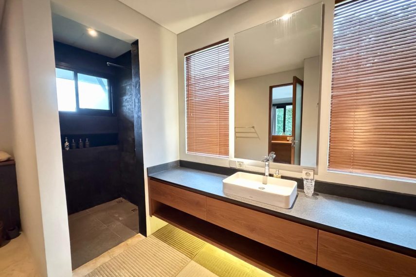 WhatsApp Image 2025-11-06 at 11.04.31 copie