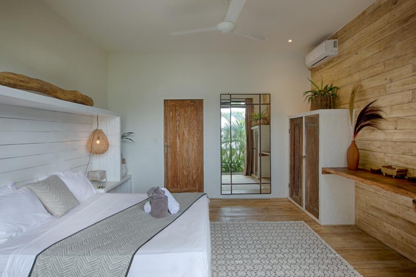 unik-bali-villa-gaia-bedroom-03-bingin-beach-uluwatu (5)