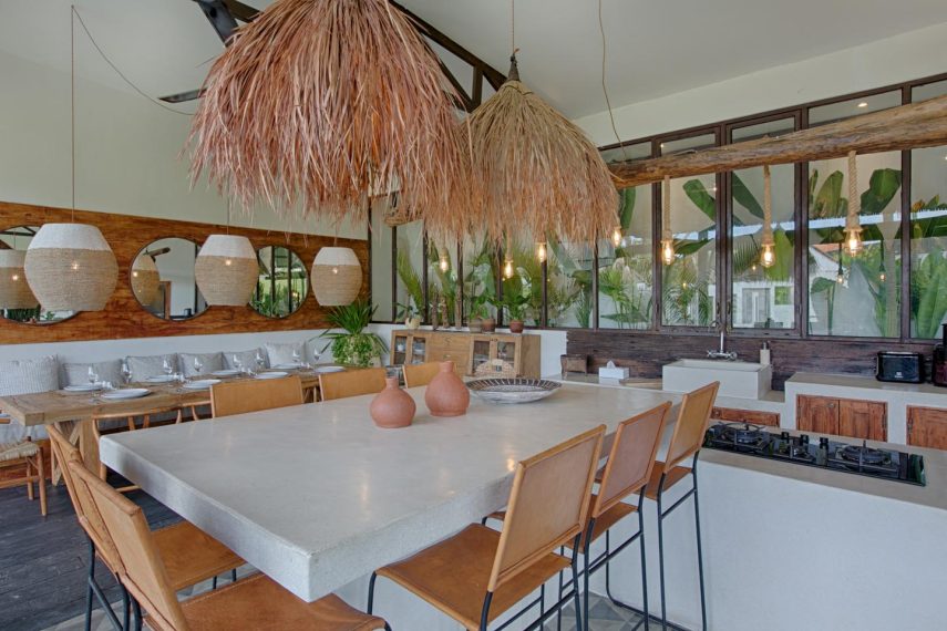 unik-bali-villa-gaia-indoor-bingin-beach-uluwatu (24)