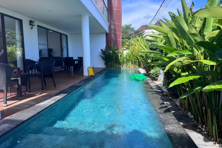 living_02_pool_length_ORIGINAL