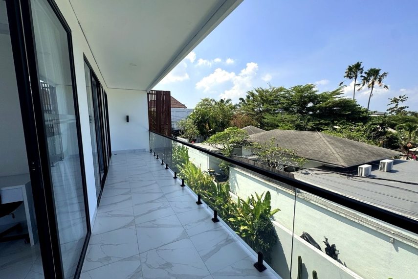 master_bedroom_05_balcony_terrace_ORIGINAL