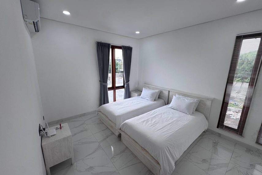 room3_twin_02_alternate_angle_ORIGINAL